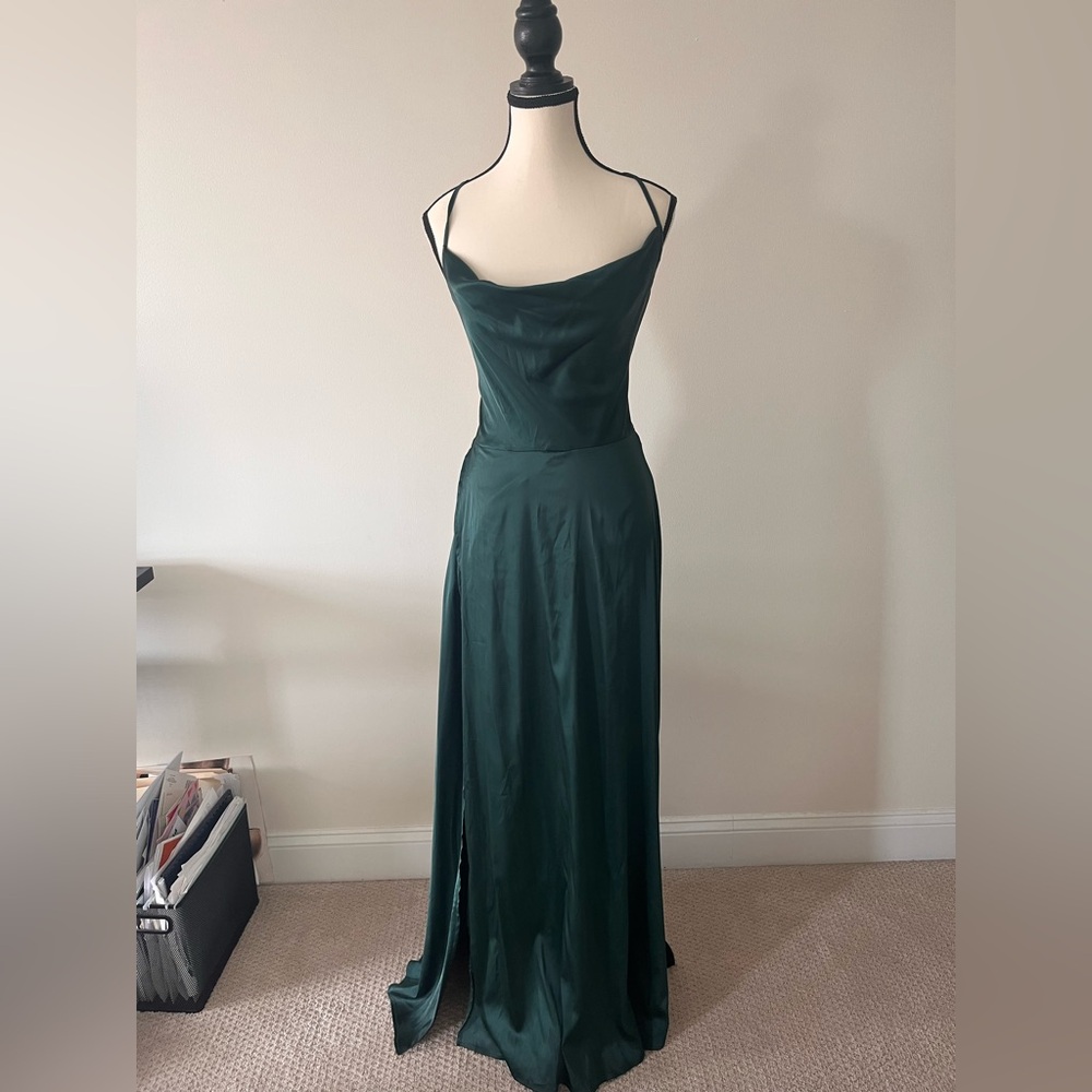Backless Elegant Green Evening Gown With Slit